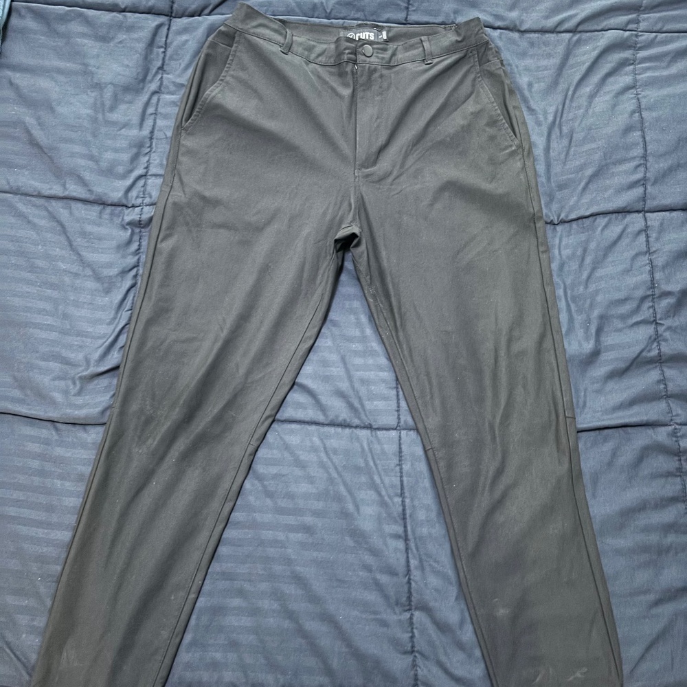 Cuts AO Jogger